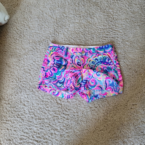 Lilly Pulitzer Psychedelic Sunshine Callahan Short, size 6 - Picture 4 of 7
